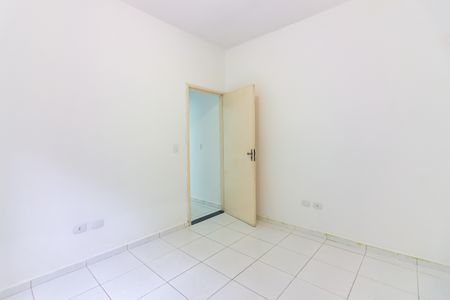 Quarto  de casa para alugar com 2 quartos, 42m² em Santa Maria, Osasco
