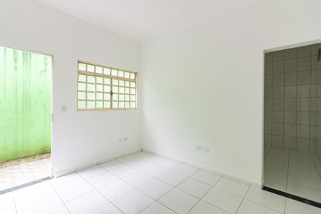 Sala  de casa para alugar com 2 quartos, 42m² em Santa Maria, Osasco