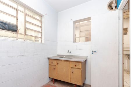 Casa à venda com 96m², 2 quartos e 2 vagas Casa à venda com 96m², 2 quartos e 2 vagasCozinha