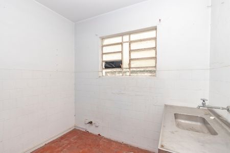 Casa à venda com 96m², 2 quartos e 2 vagas Casa à venda com 96m², 2 quartos e 2 vagasCozinha