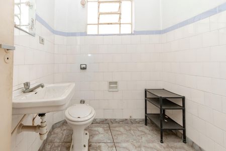 Casa à venda com 96m², 2 quartos e 2 vagas Casa à venda com 96m², 2 quartos e 2 vagasBanheiro Social