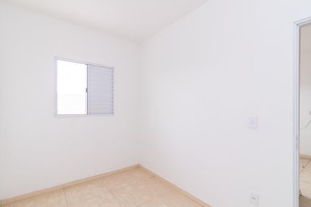 Quarto 1 de apartamento para alugar com 2 quartos, 42m² em Vila Ré, São Paulo