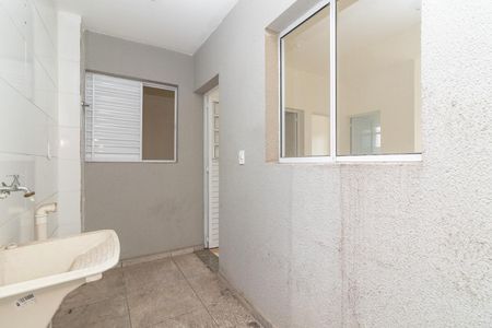 Apartamento para alugar com 42m², 2 quartos e sem vagaÁrea de Serviço