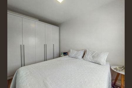 Apartamento à venda com 84m², 3 quartos e 2 vagas Apartamento à venda com 84m², 3 quartos e 2 vagasSuíte