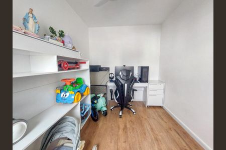 Apartamento à venda com 84m², 3 quartos e 2 vagas Apartamento à venda com 84m², 3 quartos e 2 vagasQuarto 2
