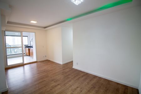 Sala  de apartamento para alugar com 3 quartos, 84m² em Jardim Caravelas, São Paulo