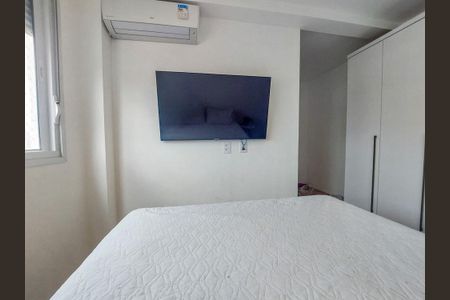 Apartamento à venda com 84m², 3 quartos e 2 vagas Apartamento à venda com 84m², 3 quartos e 2 vagasSuíte