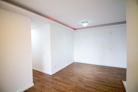 Sala  de apartamento para alugar com 3 quartos, 84m² em Jardim Caravelas, São Paulo