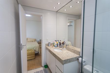 Apartamento para alugar com 146m², 3 quartos e 4 vagasBanheiro da Suíte 1