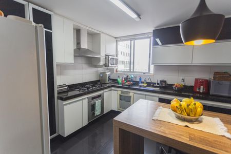 Apartamento para alugar com 146m², 3 quartos e 4 vagasCozinha