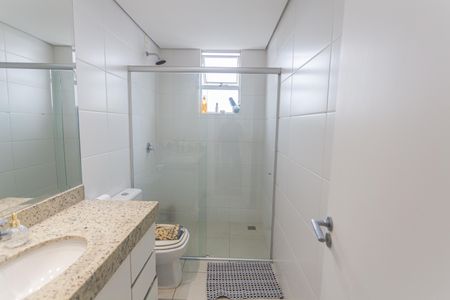 Apartamento para alugar com 146m², 3 quartos e 4 vagasBanheiro da Suíte 1