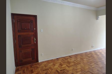 Apartamento à venda com 65m², 2 quartos e sem vaga