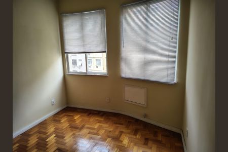 Apartamento à venda com 2 quartos, 65m² em Copacabana, Rio de Janeiro