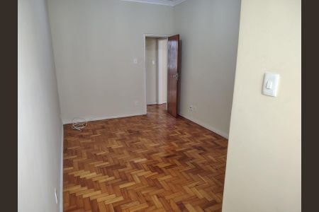 Apartamento à venda com 65m², 2 quartos e sem vaga