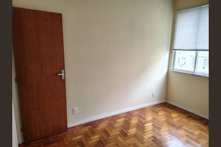 Apartamento à venda com 65m², 2 quartos e sem vaga