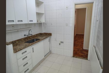 Apartamento à venda com 65m², 2 quartos e sem vaga