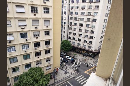 Apartamento à venda com 65m², 2 quartos e sem vaga
