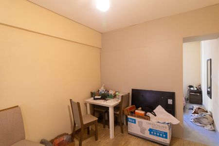 Apartamento à venda com 32m², 1 quarto e 1 vaga Apartamento à venda com 32m², 1 quarto e 1 vagaSala