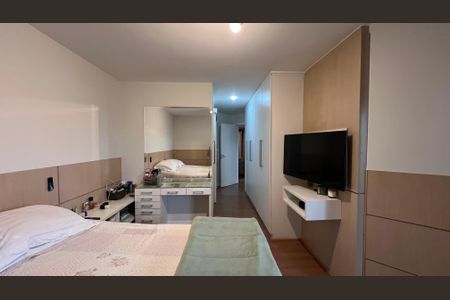 Apartamento à venda com 237m², 4 quartos e 5 vagasSuíte 4