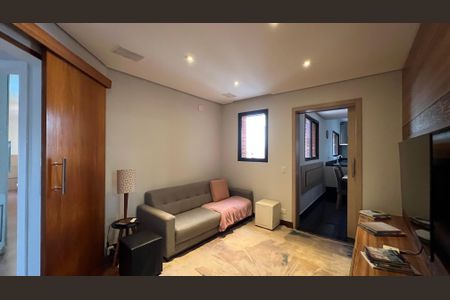 Apartamento à venda com 237m², 4 quartos e 5 vagasSala de TV