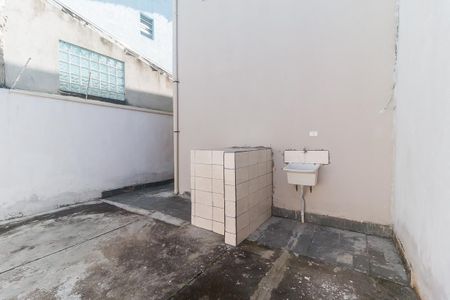 Casa para alugar com 154m², 3 quartos e 1 vaga Casa para alugar com 154m², 3 quartos e 1 vagaQuintal dos Fundos/Área de Serviço