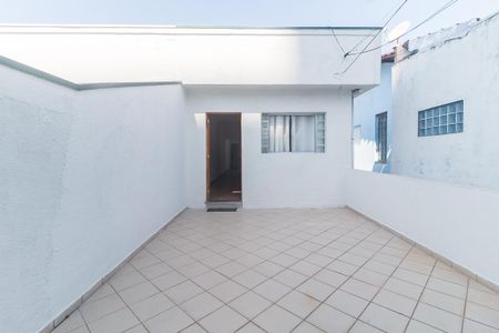 Casa para alugar com 154m², 3 quartos e 1 vaga Casa para alugar com 154m², 3 quartos e 1 vagaGaragem