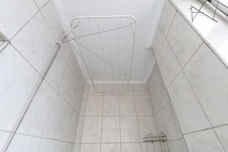 Apartamento à venda com 95m², 2 quartos e sem vaga Apartamento à venda com 95m², 2 quartos e sem vagaLavanderia