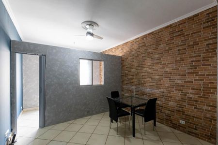 Apartamento à venda com 95m², 2 quartos e sem vaga Apartamento à venda com 95m², 2 quartos e sem vagaSala