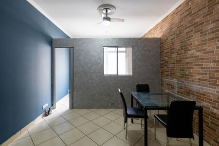 Apartamento à venda com 95m², 2 quartos e sem vaga Apartamento à venda com 95m², 2 quartos e sem vagaSala