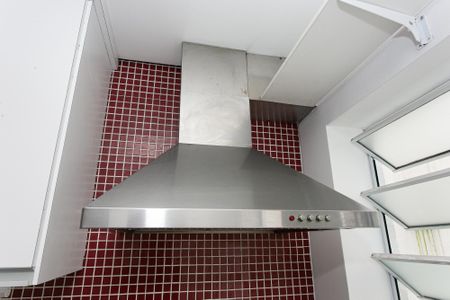 Casa para alugar com 150m², 2 quartos e 1 vaga Casa para alugar com 150m², 2 quartos e 1 vagaCozinha - Depurador de Ar