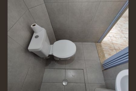 Banheiro Social de casa à venda com 1 quarto, 45m² em Vila Gumercindo, São Paulo