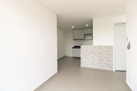 Sala  de apartamento para alugar com 2 quartos, 42m² em Chácara Santo Antônio (zona Leste), São Paulo