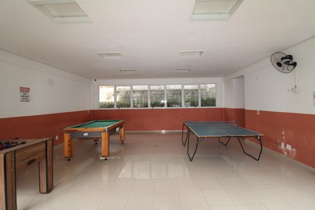 Apartamento para alugar com 70m², 2 quartos e 1 vagaÁrea Comum