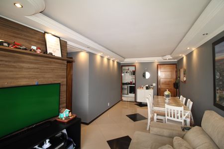 Apartamento para alugar com 70m², 2 quartos e 1 vagaSala