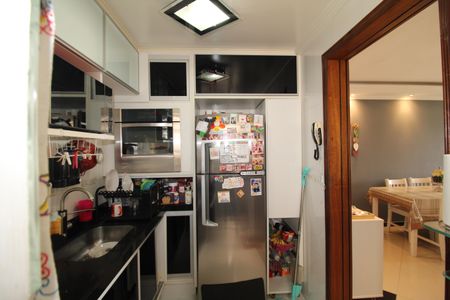 Apartamento para alugar com 70m², 2 quartos e 1 vagaCozinha