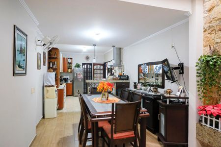 Casa à venda com 304m², 3 quartos e 4 vagasCopa