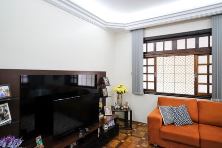 Sala de TV de casa à venda com 3 quartos, 304m² em Santa Maria, São Caetano do Sul