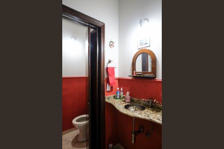 Casa à venda com 304m², 3 quartos e 4 vagasLavabo