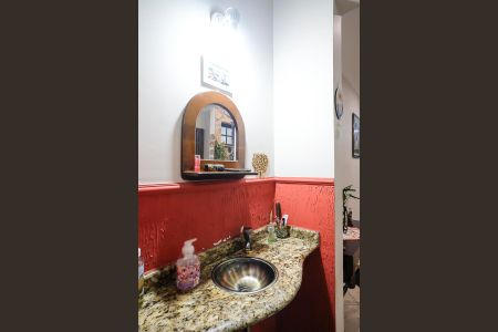 Casa à venda com 304m², 3 quartos e 4 vagasLavabo