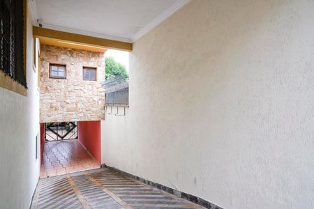 Casa à venda com 304m², 3 quartos e 4 vagasQuintal e garagem