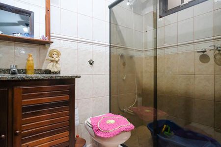 Casa à venda com 304m², 3 quartos e 4 vagasBanheiro da suíte 3