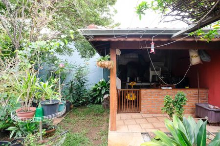 Casa à venda com 304m², 3 quartos e 4 vagasQuintal e garagem