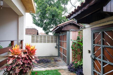 Casa à venda com 304m², 3 quartos e 4 vagasVaranda