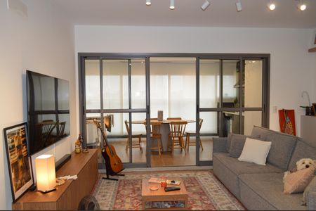 Apartamento à venda com 105m², 2 quartos e 2 vagasSala