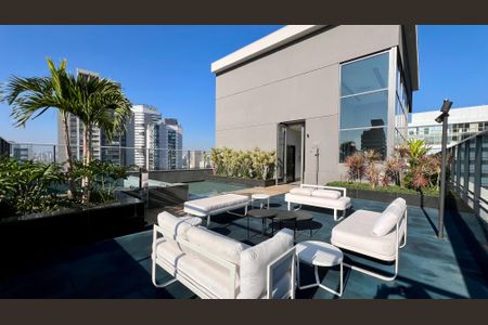 Studio à venda com 25m², 1 quarto e sem vagaPiscina