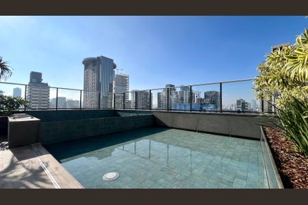 Studio à venda com 25m², 1 quarto e sem vagaPiscina