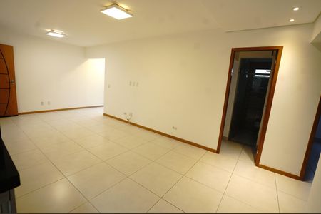 Apartamento para alugar com 3 quartos, 69m² em Setor Bela Vista, Goiânia