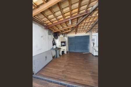 Casa à venda com 120m², 2 quartos e 3 vagasGaragem