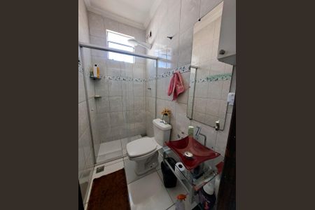 Banheiro Social de casa à venda com 2 quartos, 120m² em Jaqueline, Belo Horizonte