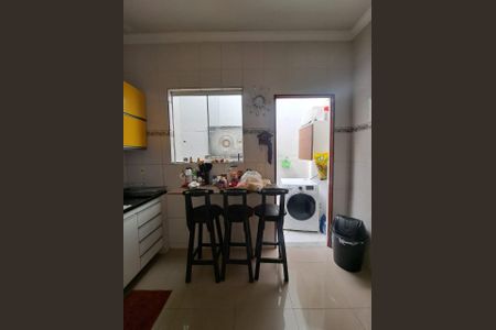 Casa à venda com 120m², 2 quartos e 3 vagasCozinha